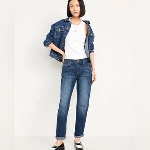 Old Navy Medium Wash Mid-Rise Boyfriend Jeans